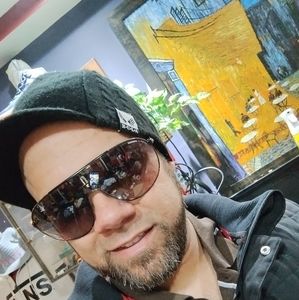 Meet your Posher, Jayml